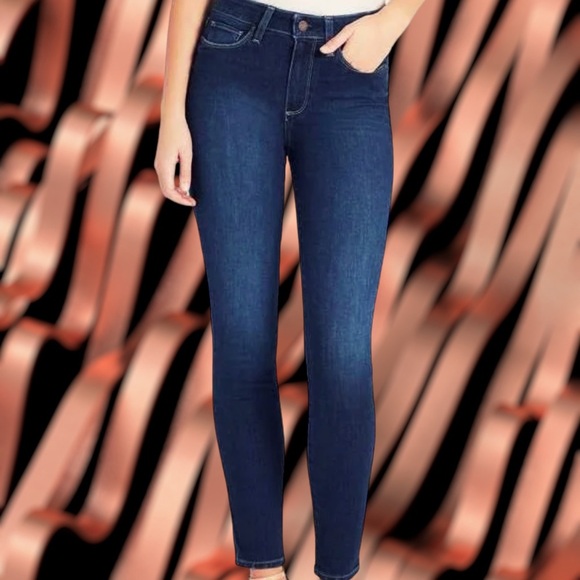 Paige Denim ‘Hoxton Ultra Skinny’ Jeans in “Tyra” Wash Size 26 - Picture 1 of 13